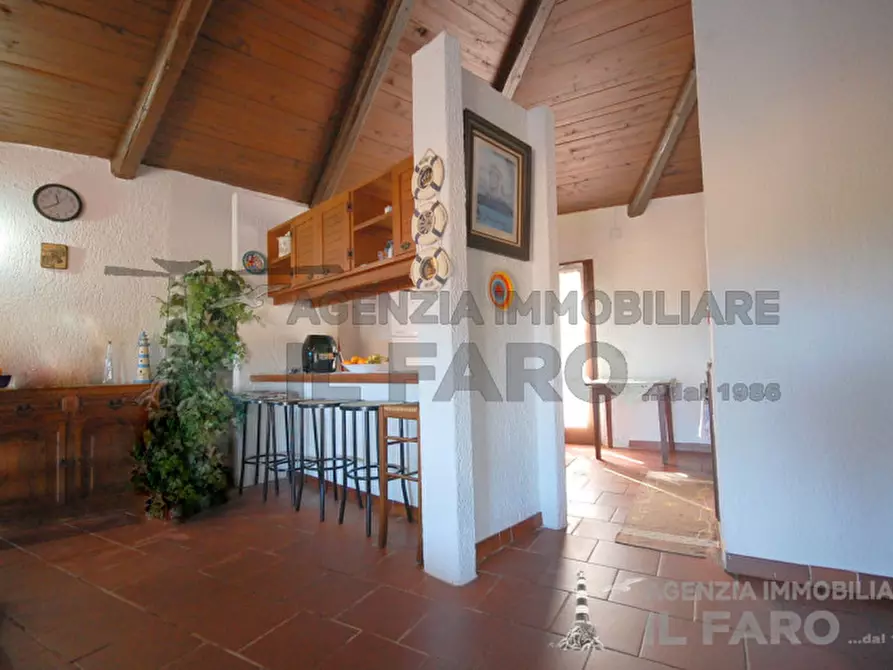 Immagine 6 di Villa in vendita  in Regione Gambino a La Maddalena