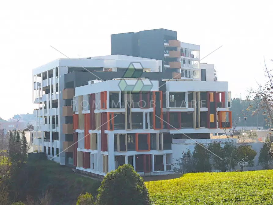 Immagine 2 di Appartamento in vendita  in Via Montegallo a Roma