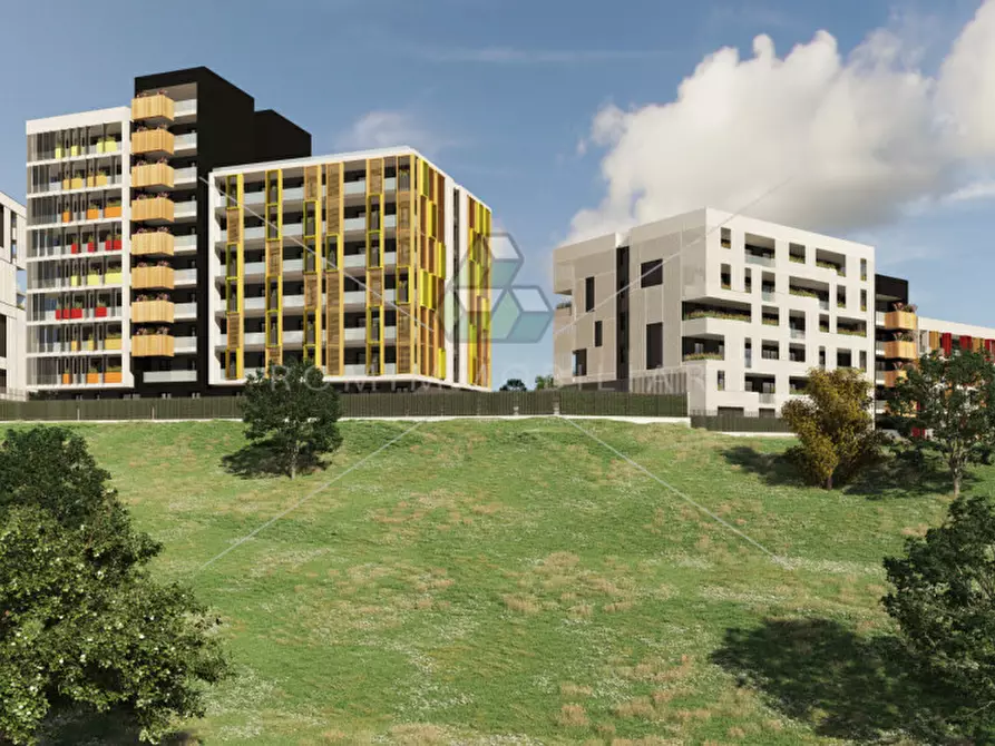 Immagine 3 di Appartamento in vendita  in Via Servigliano a Roma