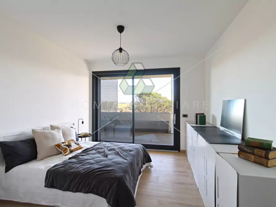 Immagine 18 di Appartamento in vendita  in Via Montegallo a Roma