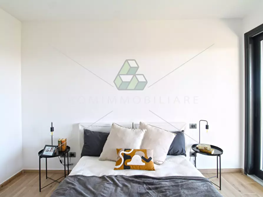 Immagine 20 di Appartamento in vendita  in Via Montegallo a Roma