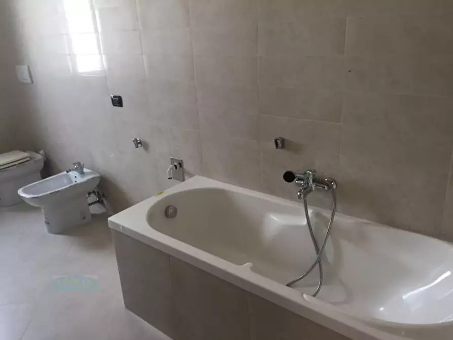 Immagine 11 di Villa in vendita  in Via Giuseppe Chirico a Ceglie Messapico