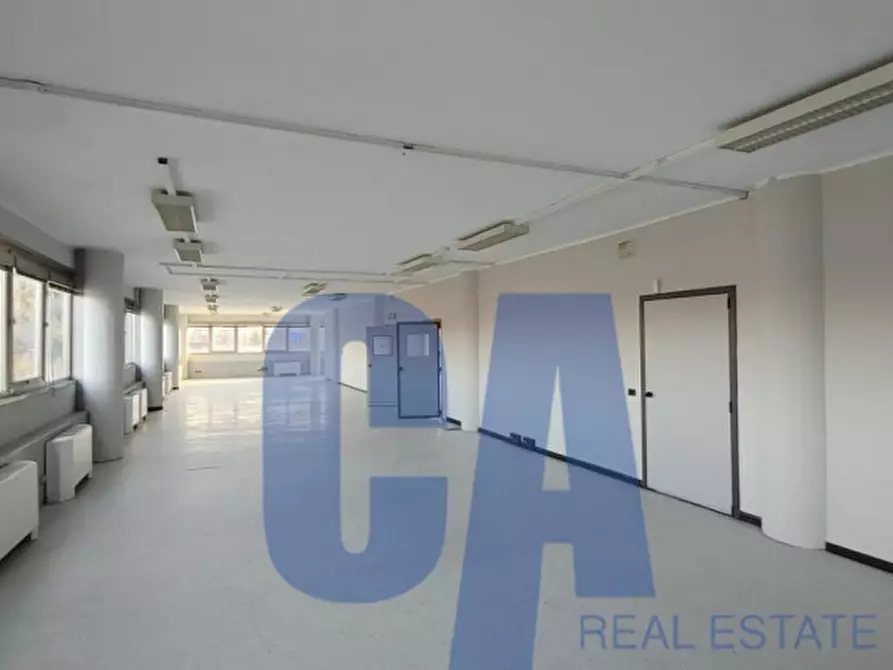 Immagine 2 di Palazzo in vendita  in VIA SICILIA a Monza