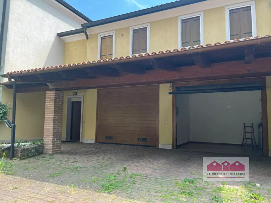 Immagine 22 di Villetta a schiera in affitto  in Via Ca' Balbi a Vicenza