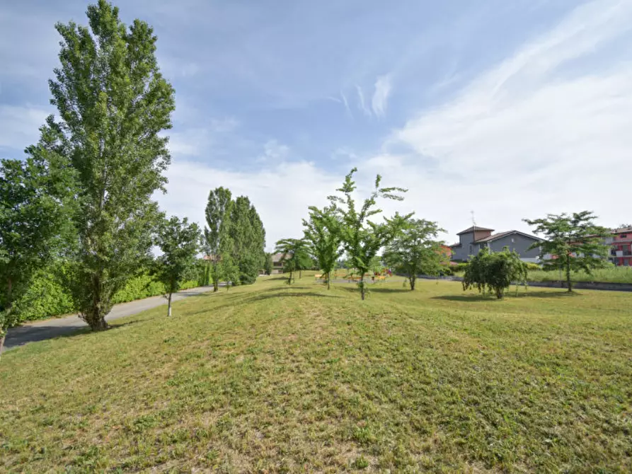Immagine 7 di Terreno in vendita  a Parma