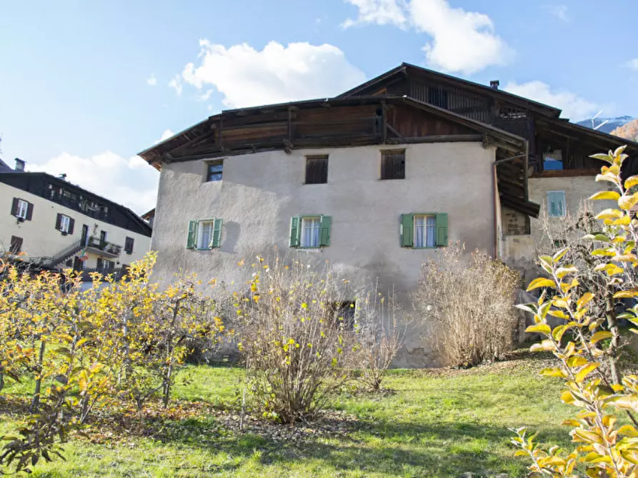 Immagine 1 di Casa indipendente in vendita  in Salita di Amblai, n.28 a Dimaro Folgarida