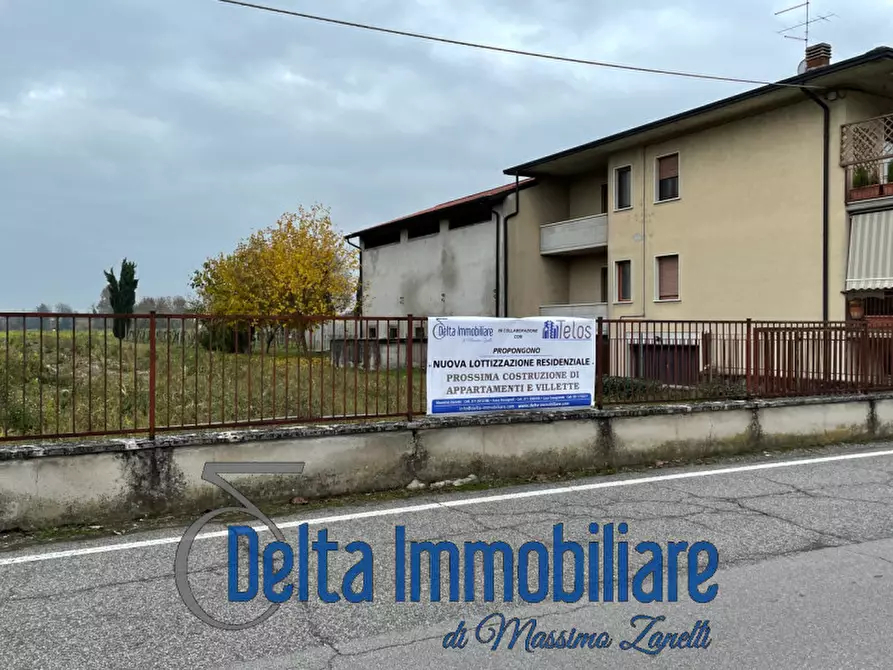 Immagine 2 di Terreno in vendita  in Via Fratelli Cervi a Castel D'azzano