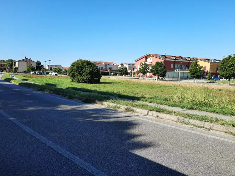 Immagine 7 di Terreno in vendita  in Via Largo Giotto a Rovolon