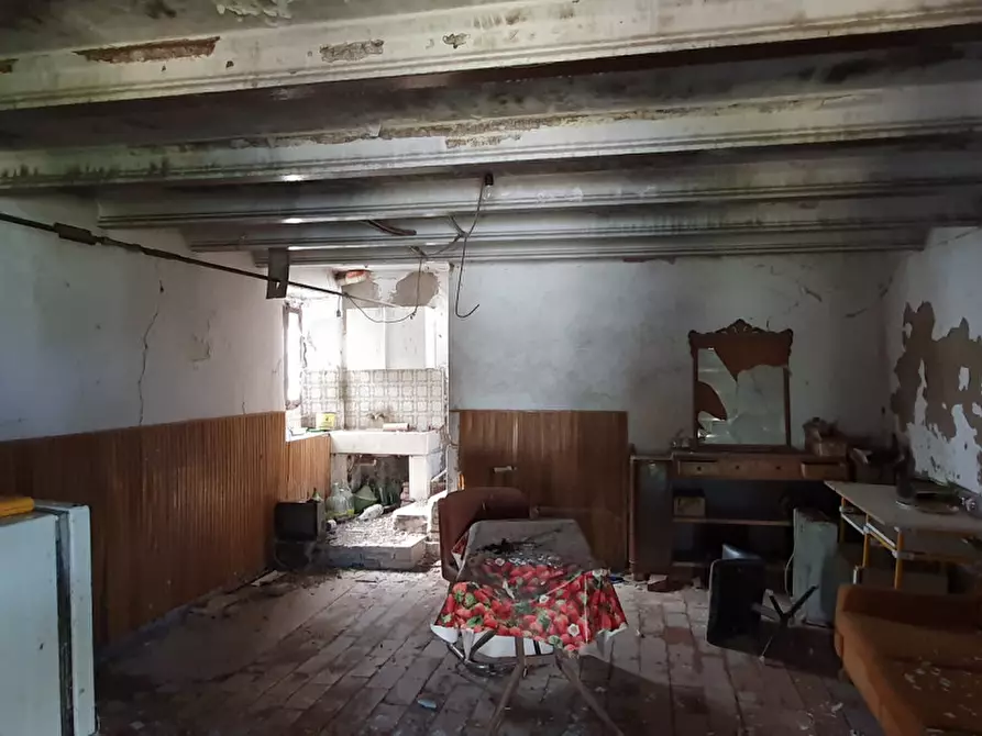 Immagine 5 di Rustico / casale in vendita  in Via San Pietro a Montegridolfo