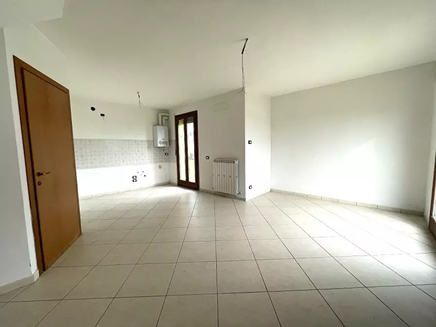 Immagine 3 di Villetta a schiera in vendita  in Via Vecchia  Romea a Chioggia