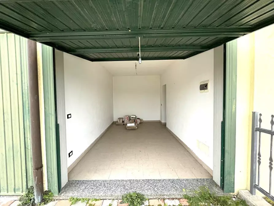 Immagine 13 di Villetta a schiera in vendita  in Via Vecchia  Romea a Chioggia