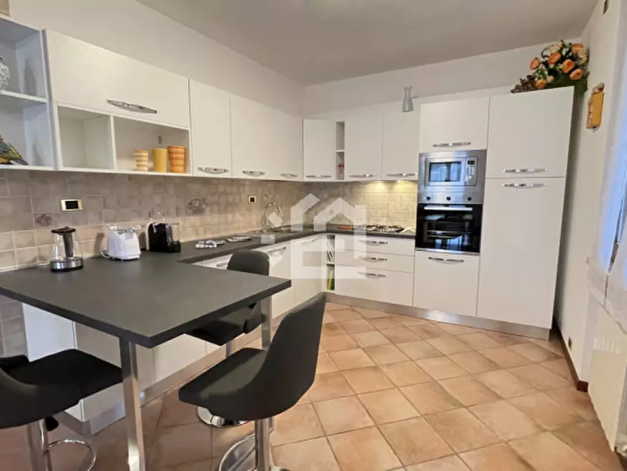 Immagine 7 di Villetta a schiera in affitto  in via castellana a Soiano Del Lago