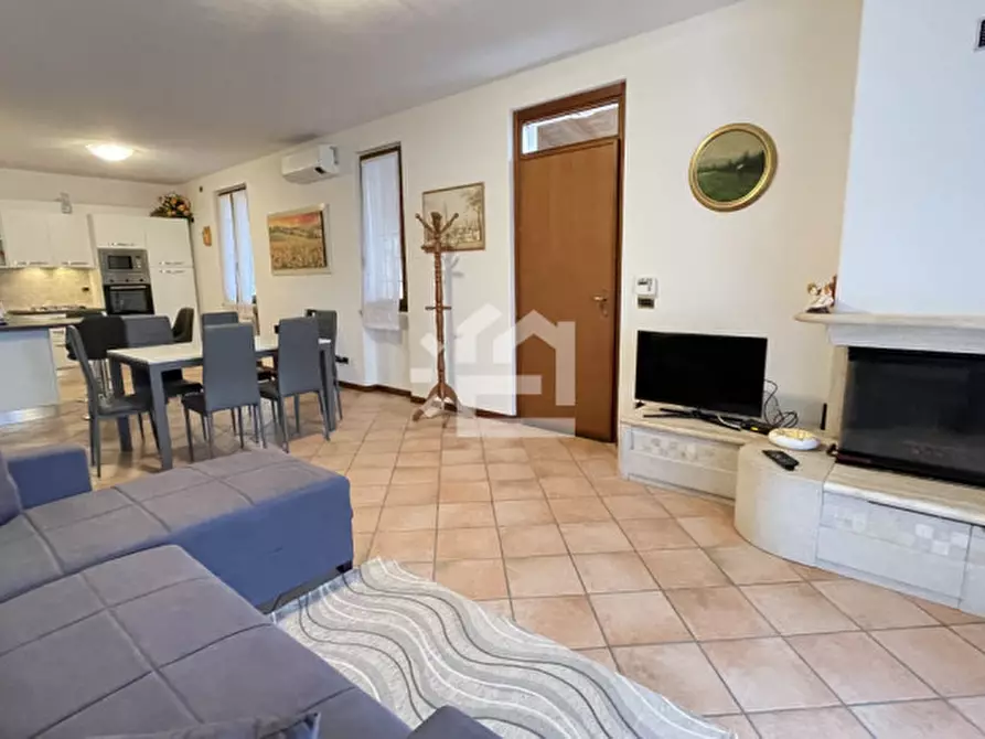 Immagine 10 di Villetta a schiera in affitto  in via castellana a Soiano Del Lago