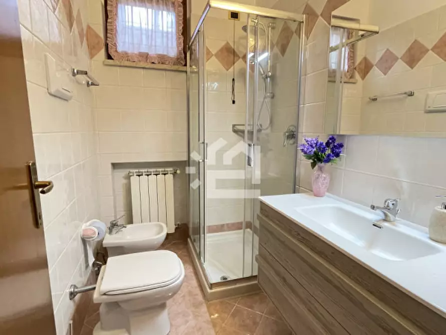 Immagine 11 di Villetta a schiera in affitto  in via castellana a Soiano Del Lago