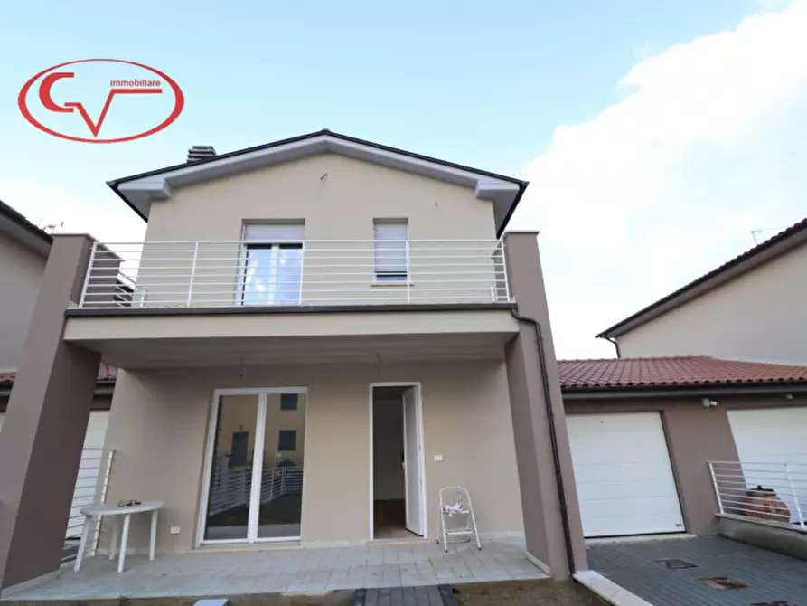 Immagine 2 di Villetta a schiera in vendita  in VIA TRIESTE a Bucine