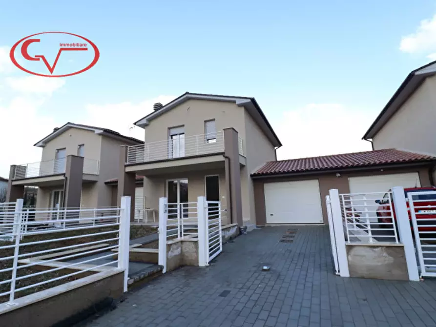 Immagine 4 di Villetta a schiera in vendita  in VIA TRIESTE a Bucine