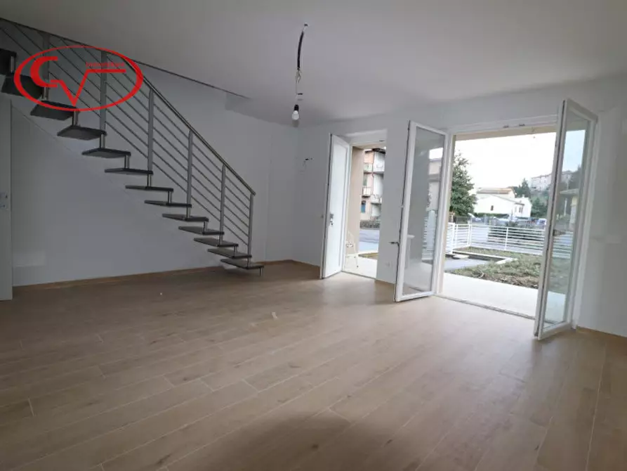 Immagine 8 di Villetta a schiera in vendita  in VIA TRIESTE a Bucine