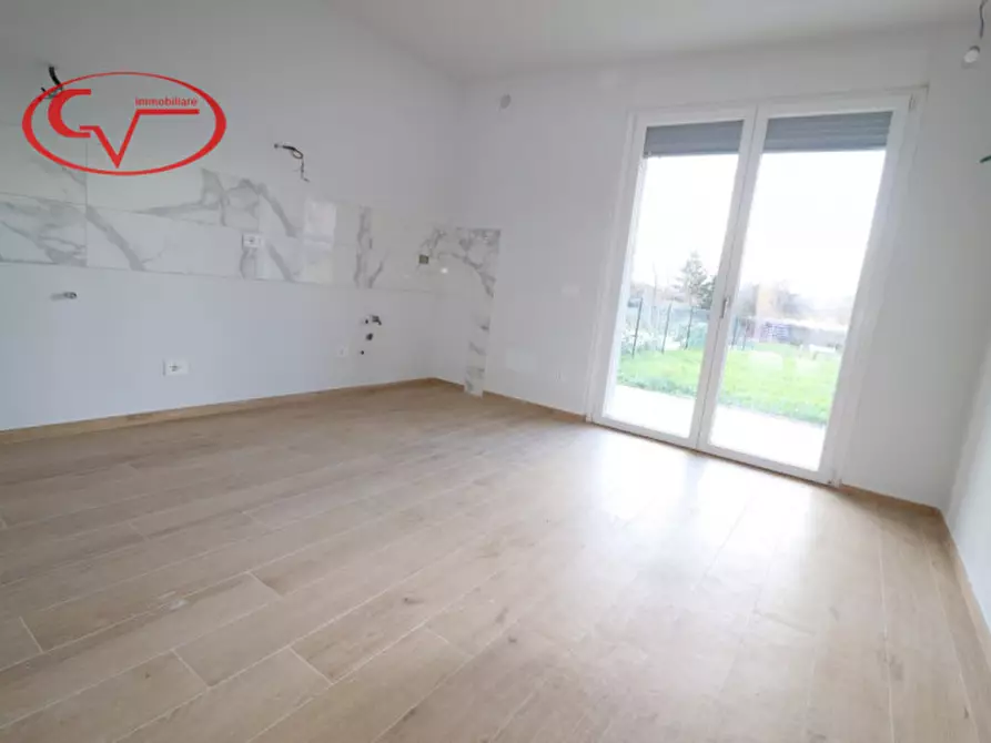 Immagine 14 di Villetta a schiera in vendita  in VIA TRIESTE a Bucine