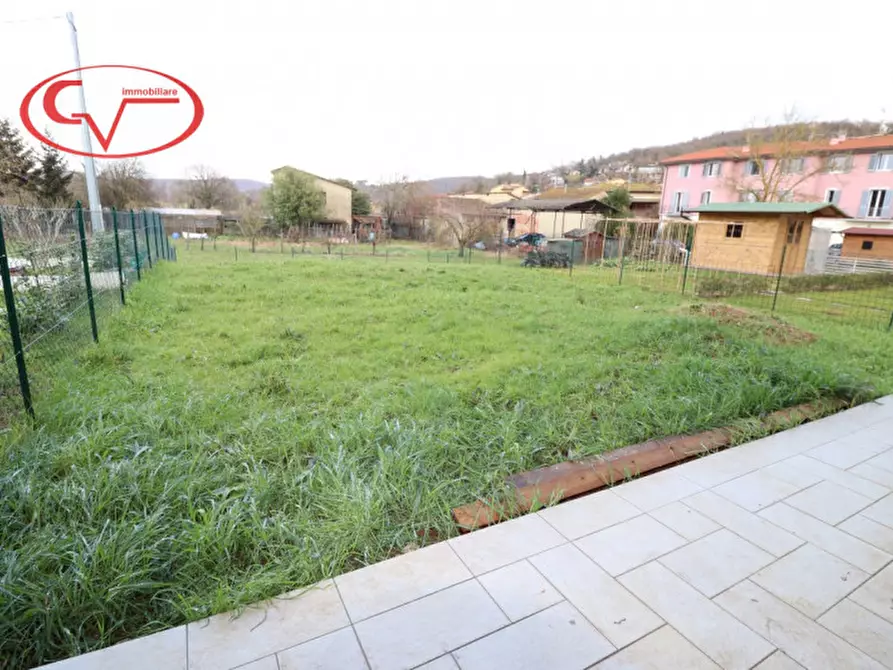 Immagine 27 di Villetta a schiera in vendita  in VIA TRIESTE a Bucine