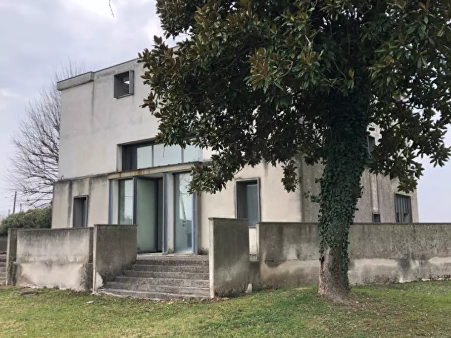 Immagine 1 di Villa in vendita  in Via Campagnon a Arre