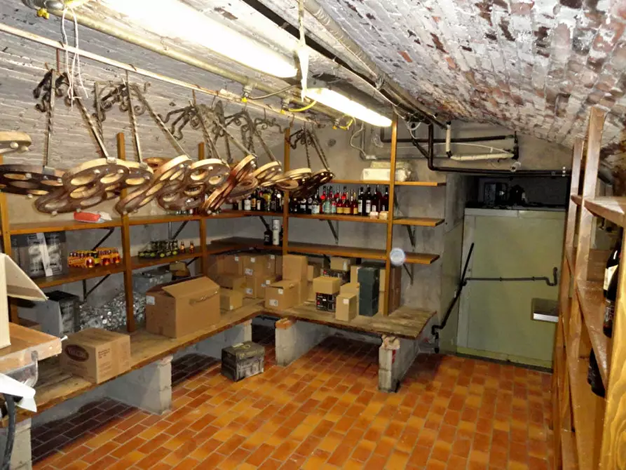 Immagine 21 di Hotel in vendita  in San Vito di Leguzzano Centro a San Vito Di Leguzzano