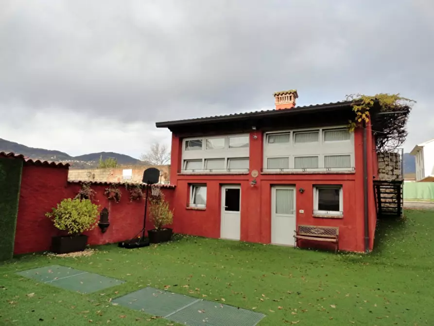 Immagine 22 di Hotel in vendita  in San Vito di Leguzzano Centro a San Vito Di Leguzzano