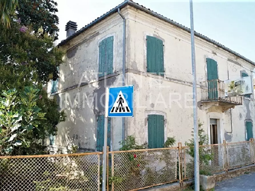 Immagine 2 di Casa indipendente in vendita  in via Indipendenza a Montescudo-Monte Colombo