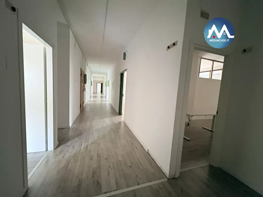 Immagine 4 di Ufficio in affitto  in via largo Mamiani a Pesaro