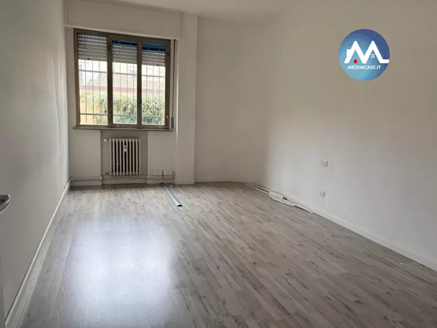 Immagine 14 di Ufficio in affitto  in via largo Mamiani a Pesaro