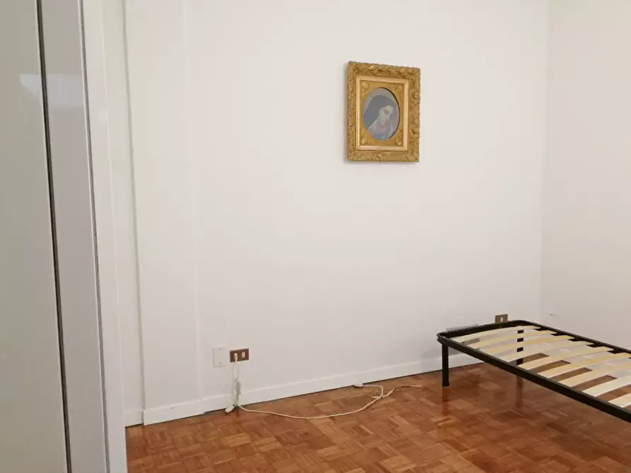 Immagine 5 di Appartamento in vendita  a Rovigo
