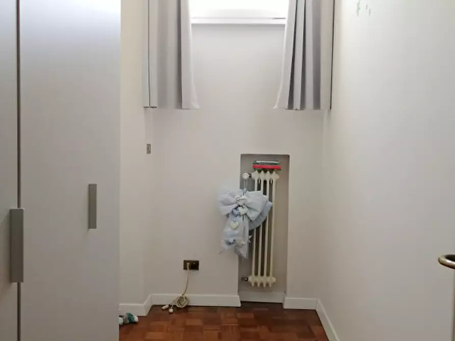 Immagine 6 di Appartamento in vendita  a Rovigo