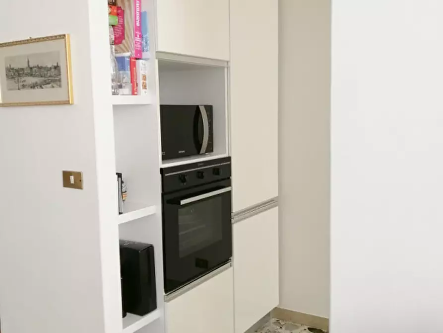 Immagine 11 di Appartamento in vendita  a Rovigo