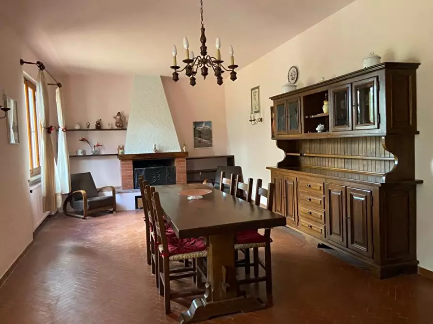 Immagine 3 di Villa in vendita  in Via d'Azeglio a Bucine