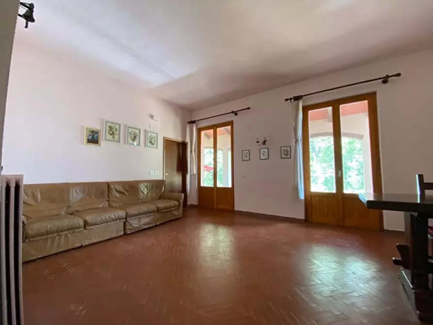 Immagine 5 di Villa in vendita  in Via d'Azeglio a Bucine