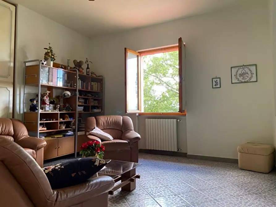 Immagine 15 di Villa in vendita  in Via d'Azeglio a Bucine