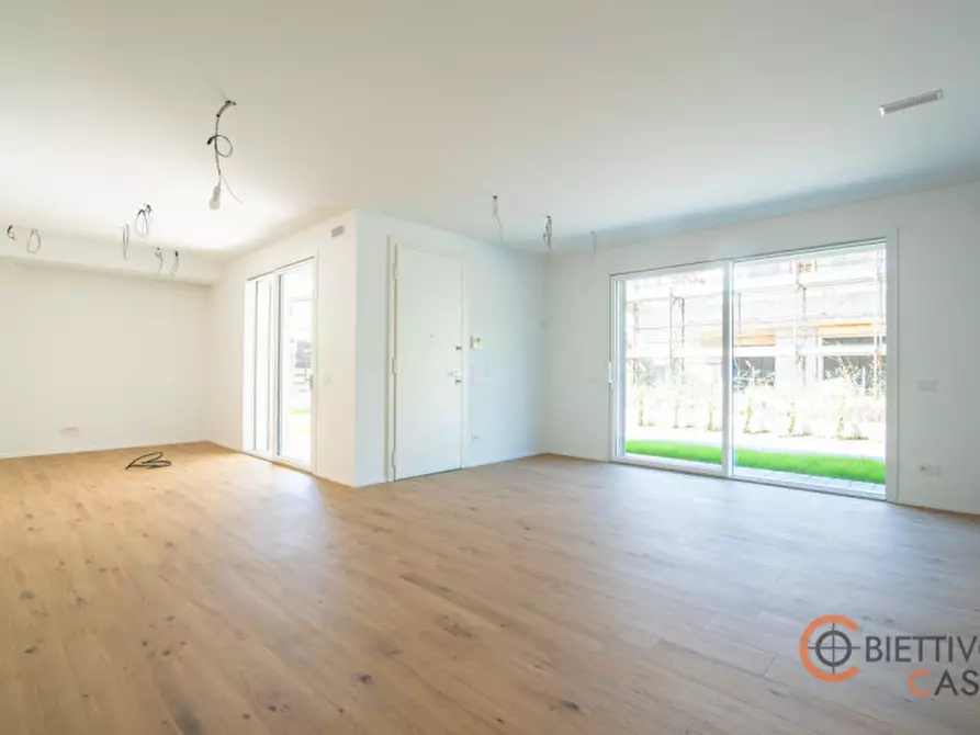 Immagine 5 di Casa bifamiliare in vendita  in Via Del Giglio a Padova