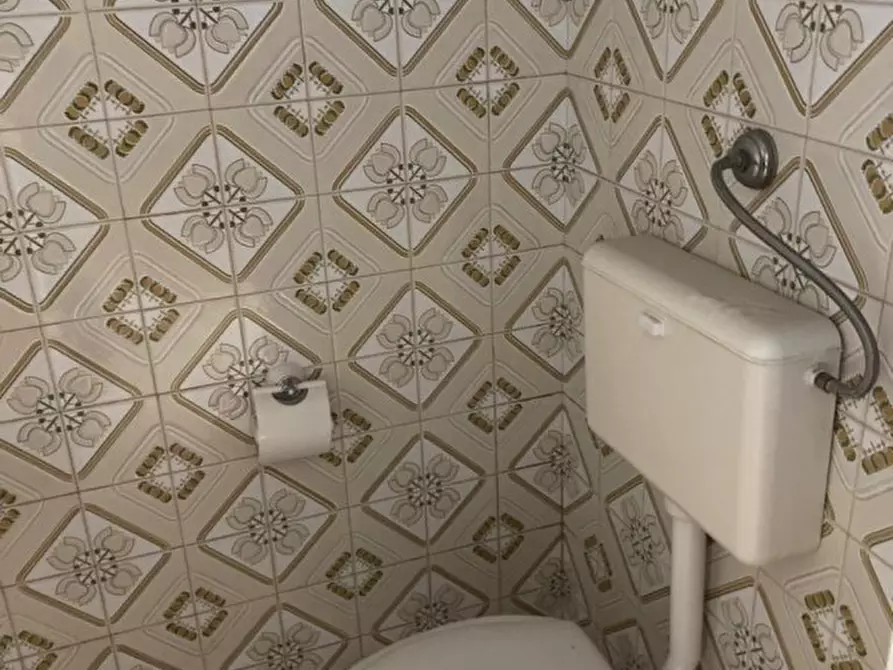 Immagine 8 di Laboratorio in vendita  in Via Risorgimento 1 a Ceglie Messapico