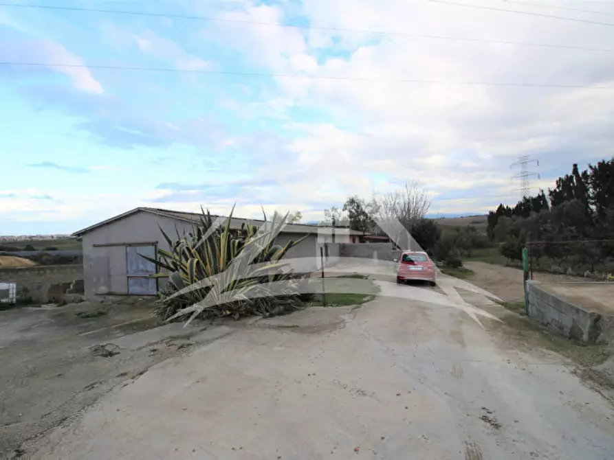Immagine 2 di Capannone industriale in vendita  in Via Pigafetta, snc a Porto Torres
