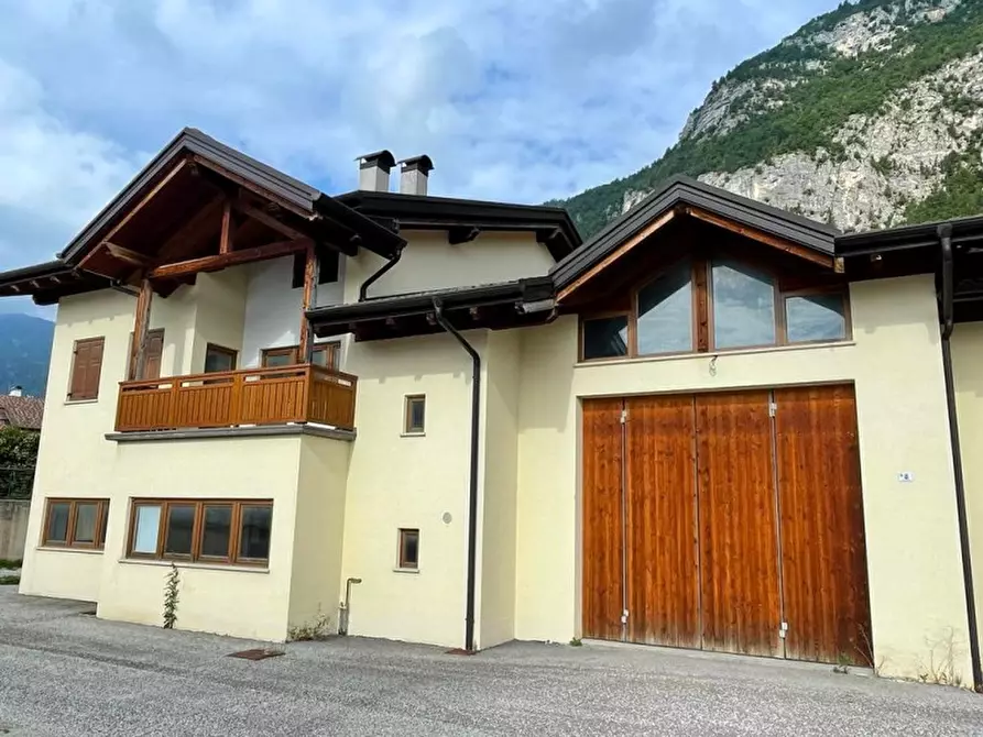 Immagine 4 di Capannone industriale in vendita  in via delle Praiole a Fai Della Paganella