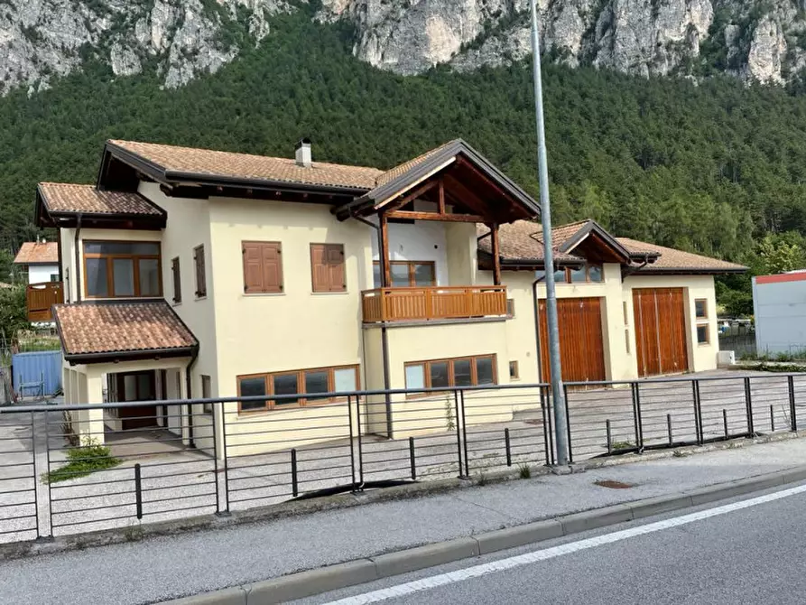 Immagine 6 di Capannone industriale in vendita  in via delle Praiole a Fai Della Paganella