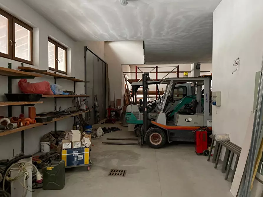 Immagine 25 di Capannone industriale in vendita  in via delle Praiole a Fai Della Paganella