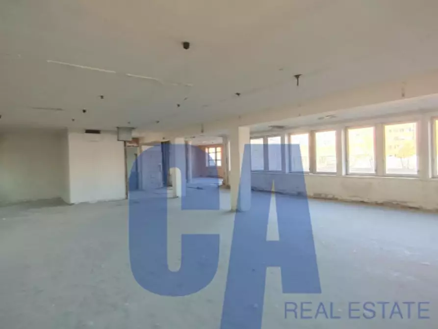 Immagine 11 di Ufficio in affitto  in VIA VALTELLINA a Milano