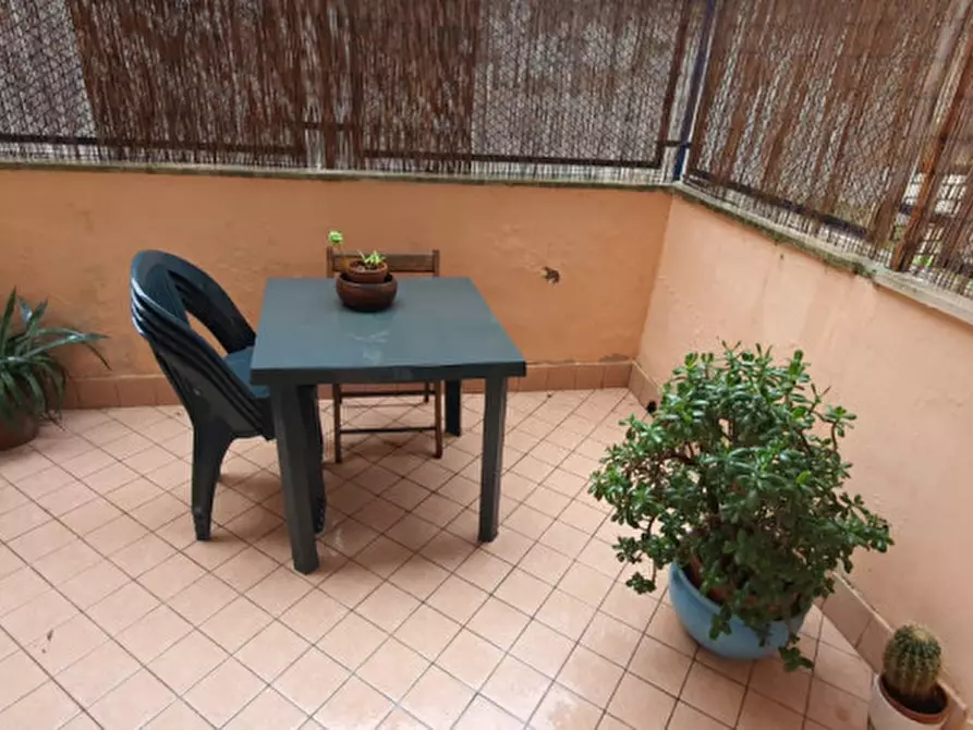 Immagine 1 di Appartamento in affitto  in Viale Maria Cristina di Savoia 36 a Napoli