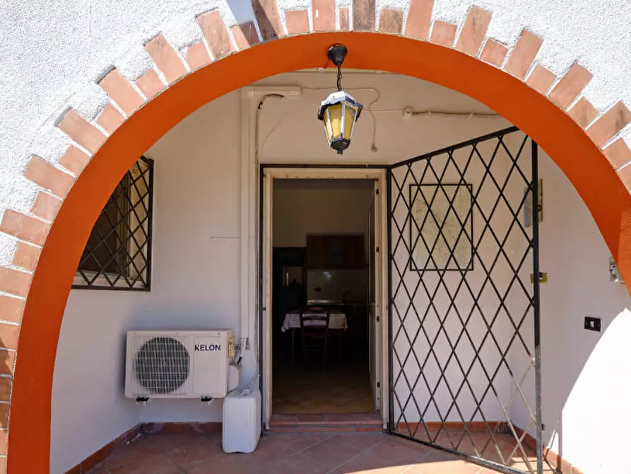 Immagine 4 di Villa in vendita  a Neviano