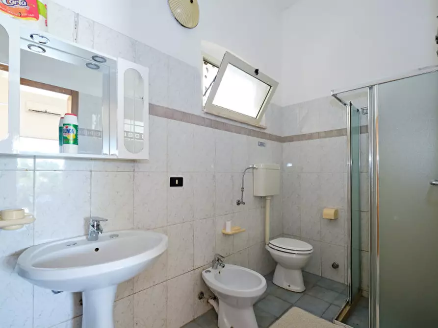 Immagine 21 di Villa in vendita  a Neviano