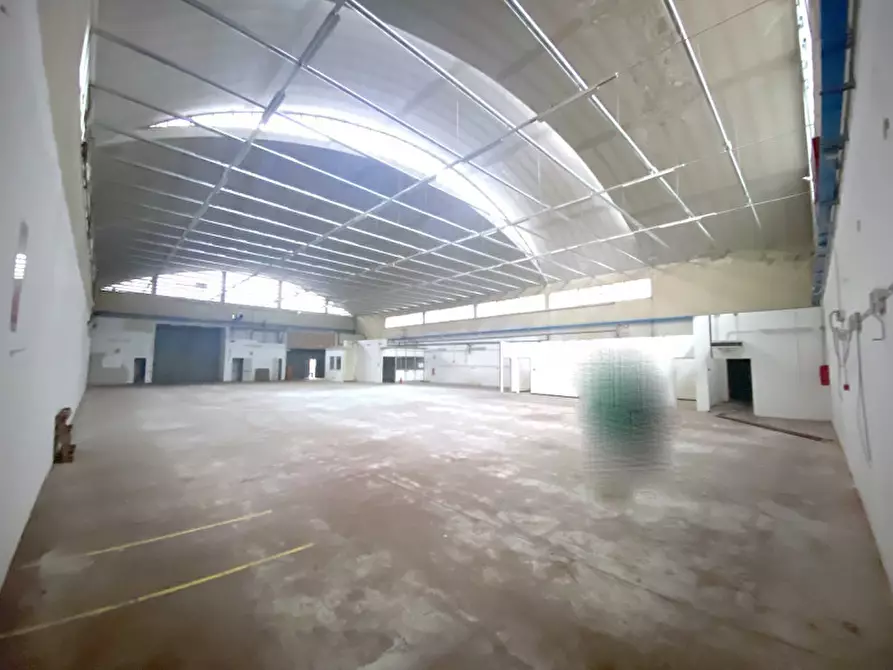 Immagine 1 di Capannone industriale in vendita  in VIA VENEZIA a Cesena
