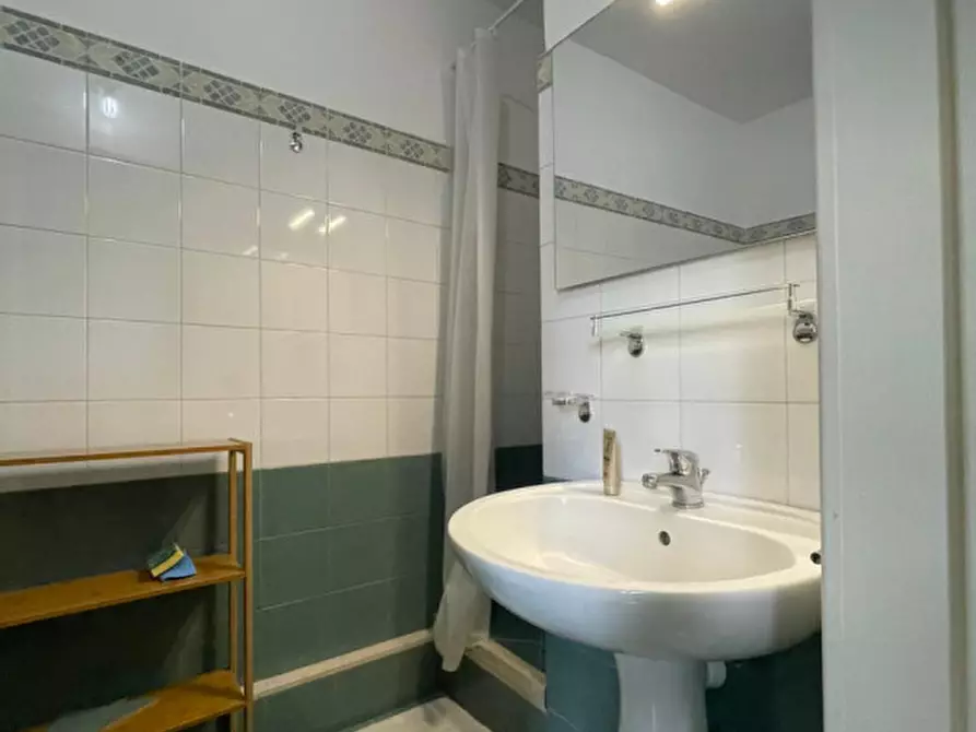 Immagine 13 di Appartamento in affitto  in via marco aurelio 22 a Lecce