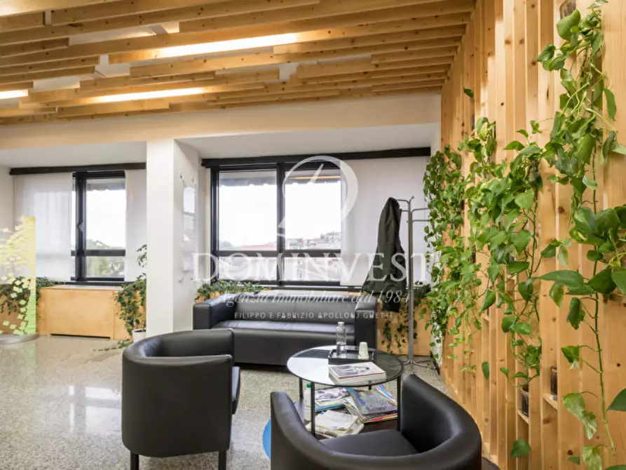 Immagine 3 di Ufficio in vendita  in Via Benedetto Croce a Roma