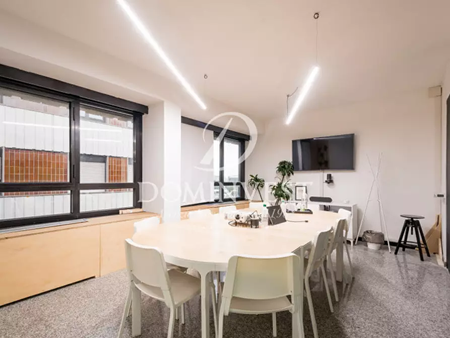 Immagine 9 di Ufficio in vendita  in Via Benedetto Croce a Roma