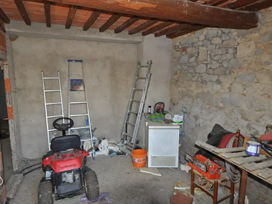 Immagine 19 di Casa indipendente in vendita  a Terranuova Bracciolini
